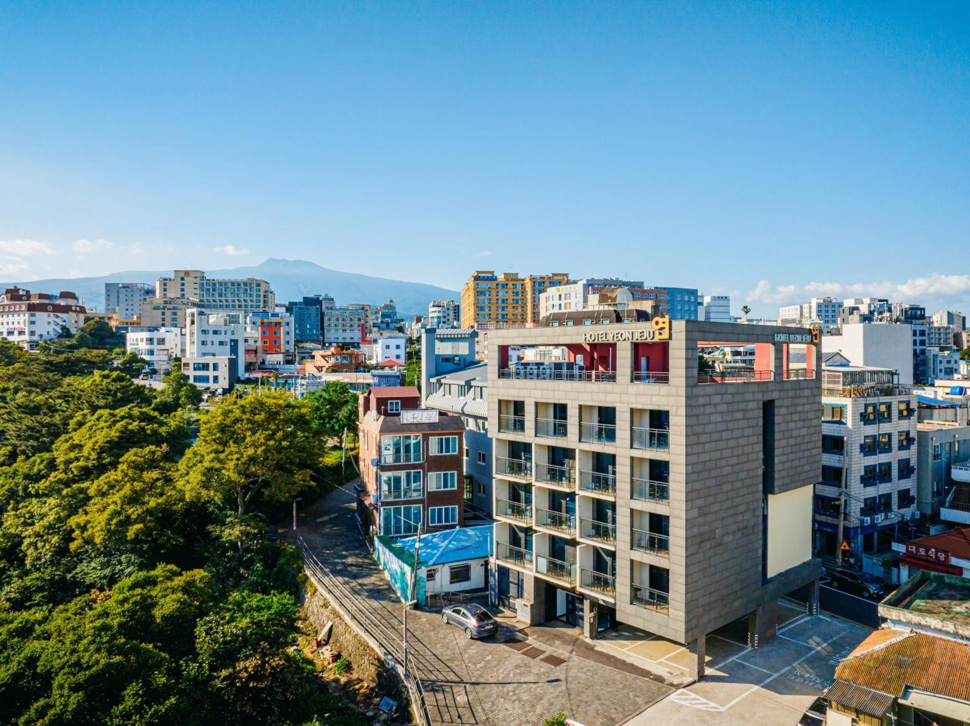 Hotel Yeon Seogwipo Exteriör bild