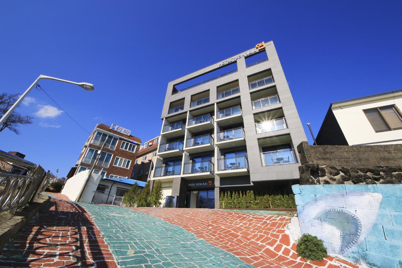 Hotel Yeon Seogwipo Exteriör bild