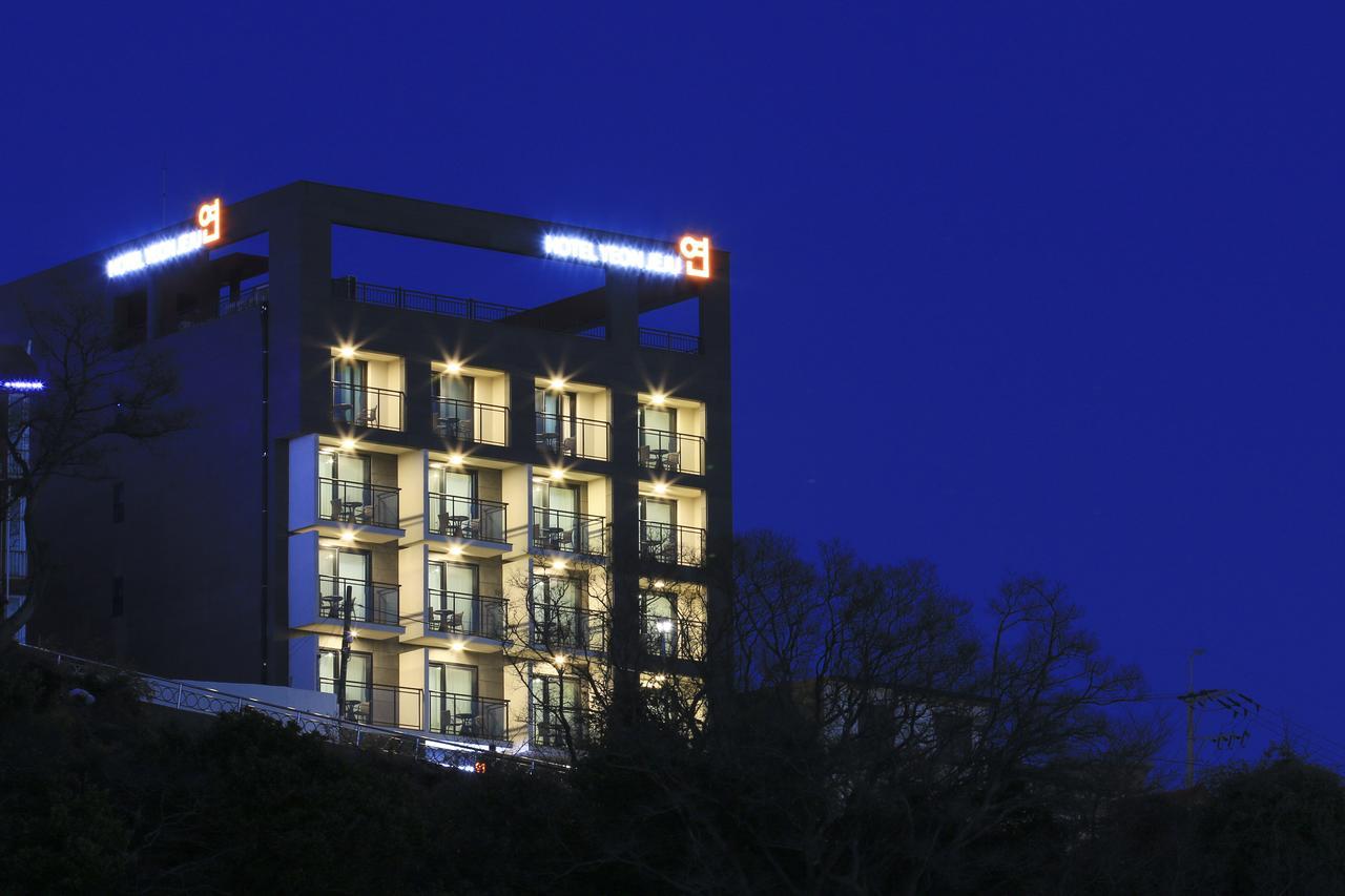 Hotel Yeon Seogwipo Exteriör bild
